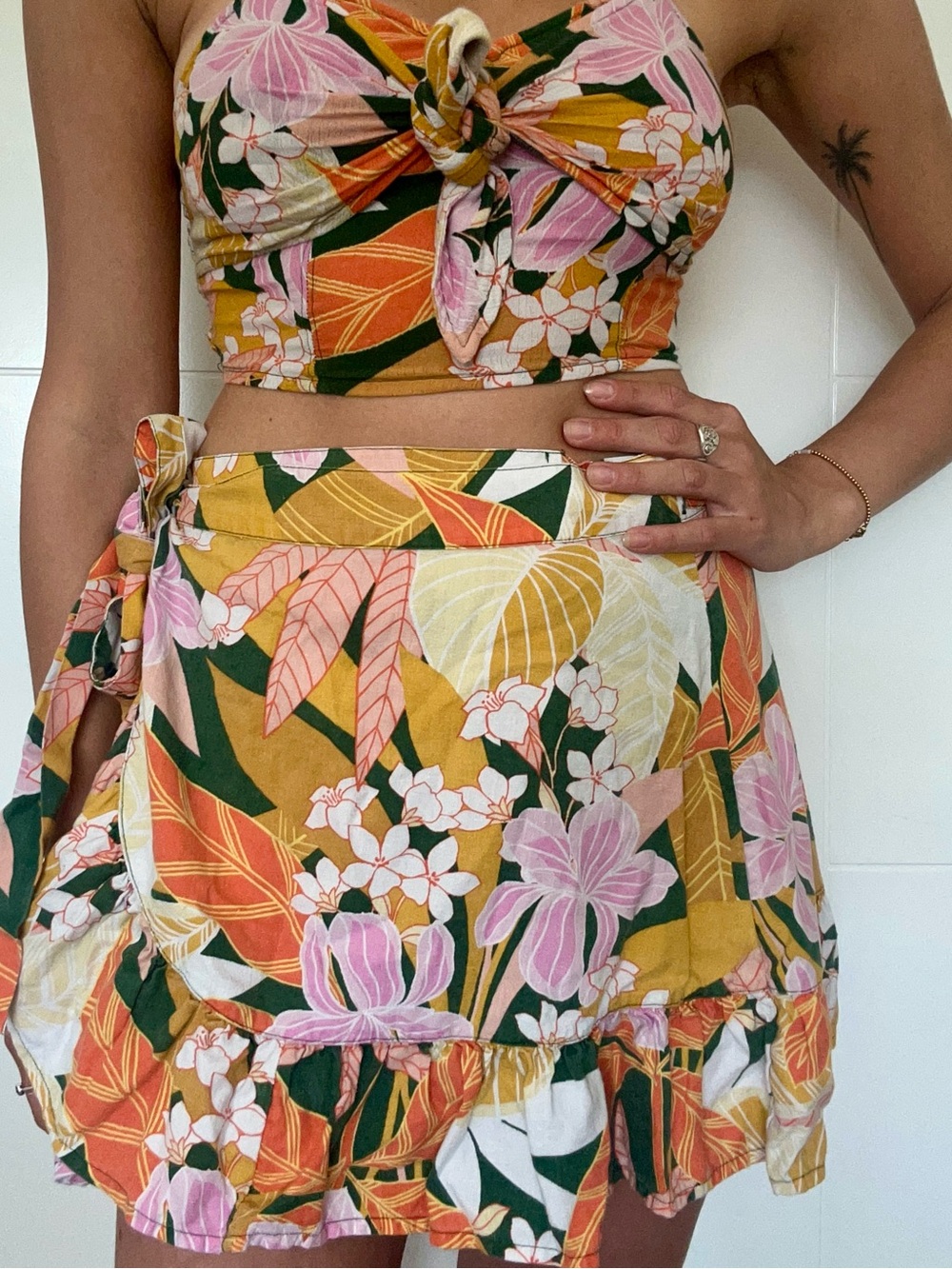 Aerie Linen Floral Set